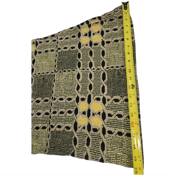 Burberry Brit Abstract Chain Chrome Yellow Tank SZ SMALL - Picture 8 of 11